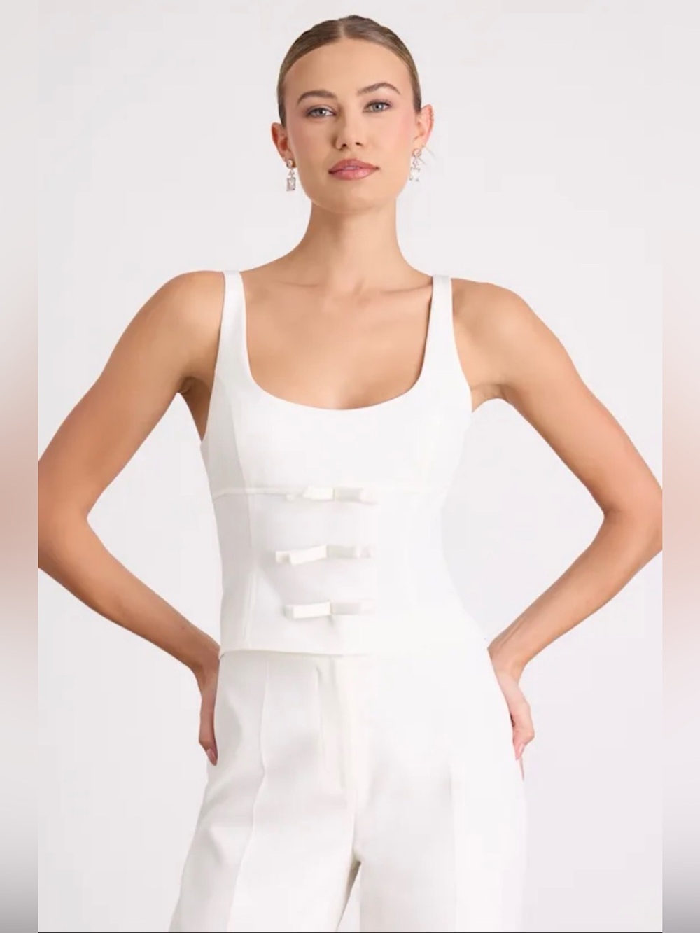 New with Tag! White Bow Detail Tank Top Size XS